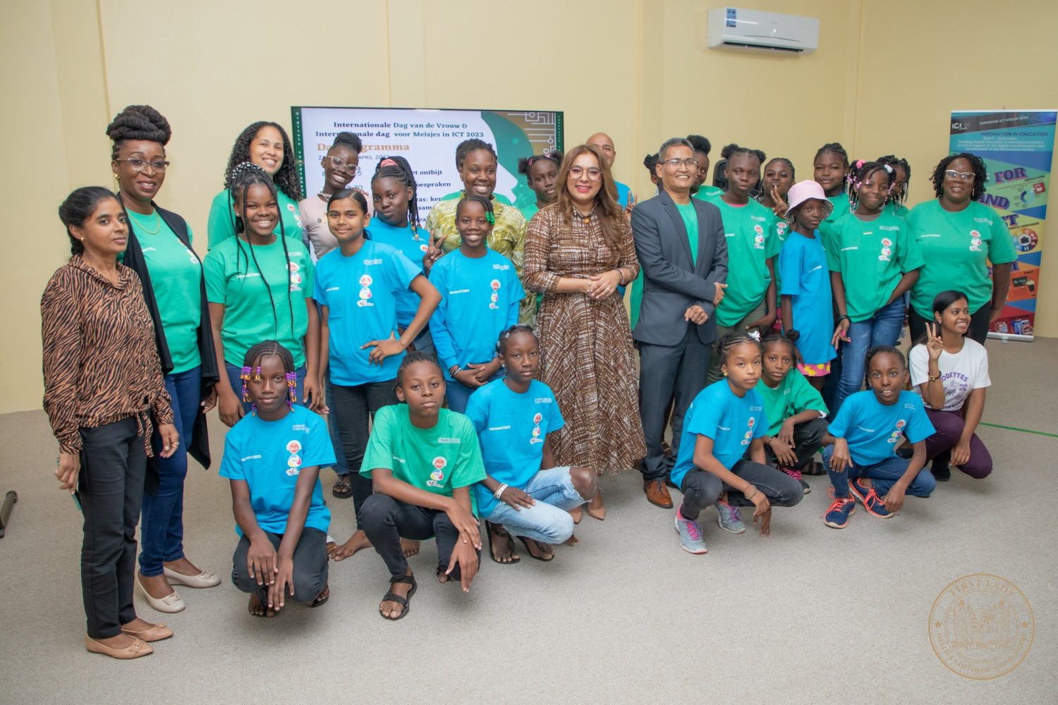 Read more about the article ICT training for girls from homes