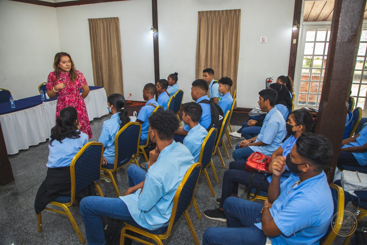 You are currently viewing Group of students Anton Resida Muloschool visited the First Lady