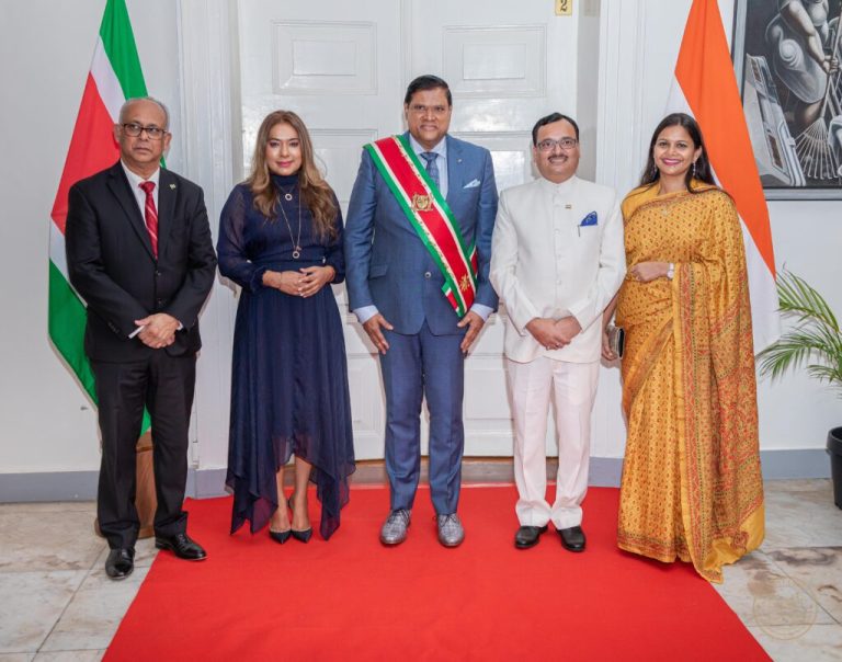 Read more about the article First Lady Meets Wife of Indian Ambassador